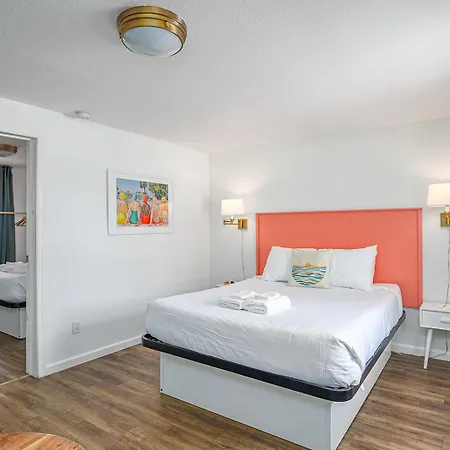 Royal Palms Motel-3
